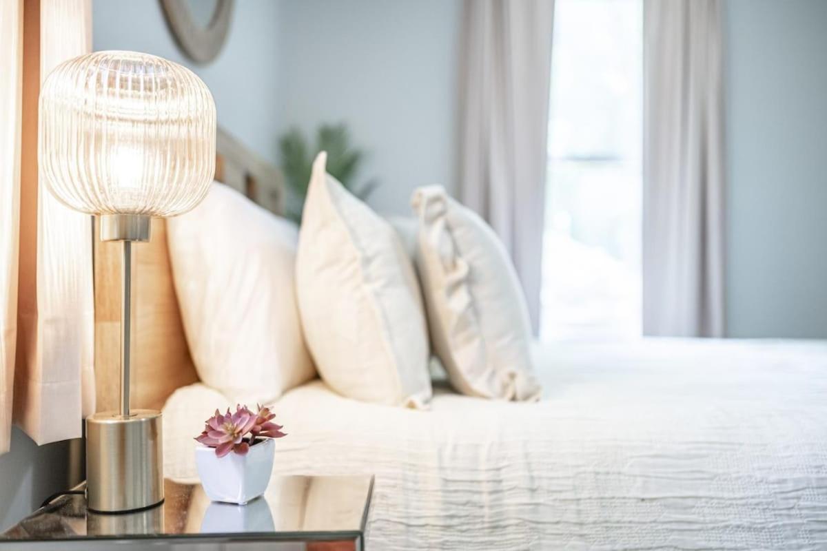 Coastal Comfort Meets Beachside Bliss Muskegon Exteriér fotografie